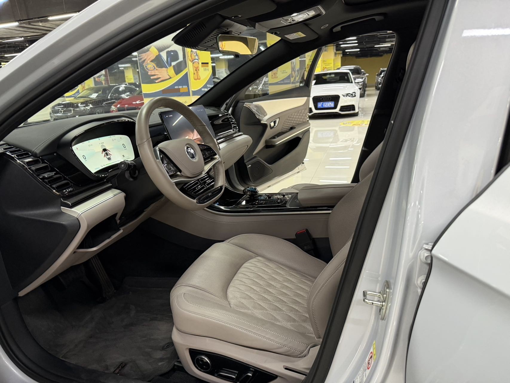 BYD Han 2024 car image #8