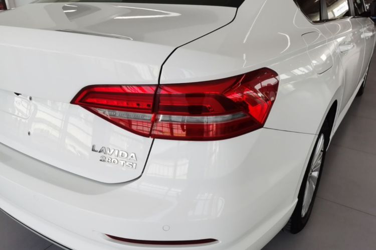 Volkswagen Lavida 2020 #8 Volkswagen Lavida 2020 car image #8