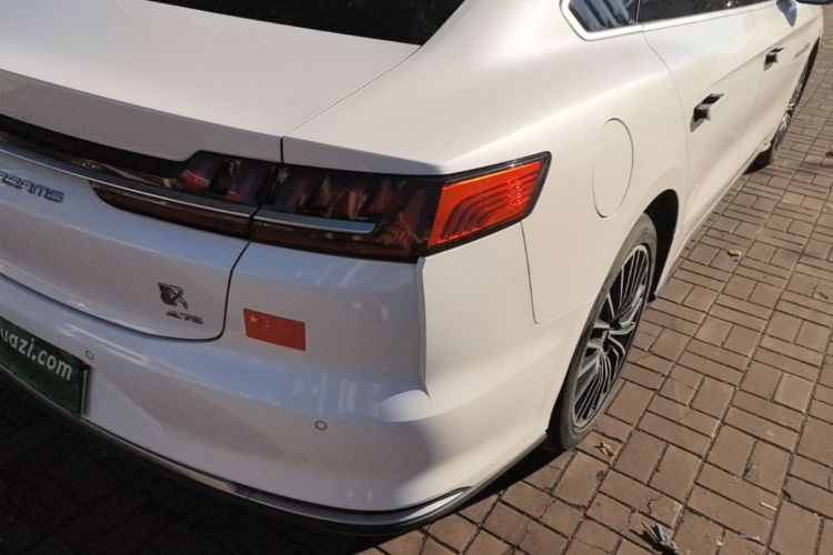 BYD Han 2021 car image #8