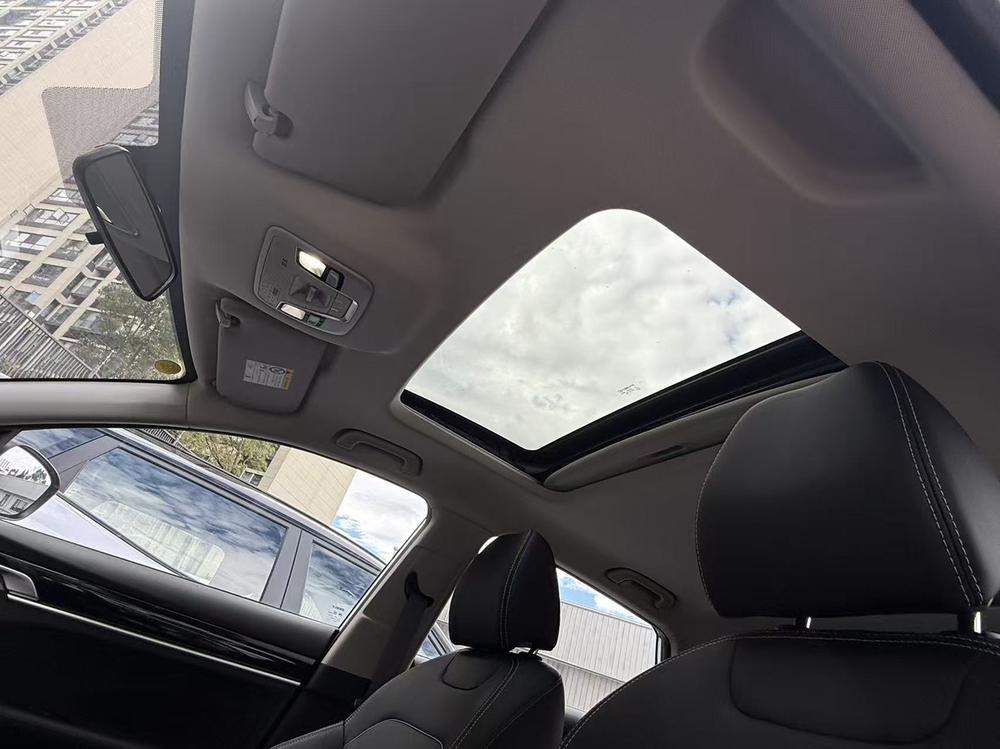 GEELY Coolray 2025 #9 GEELY Coolray 2025 car image #9