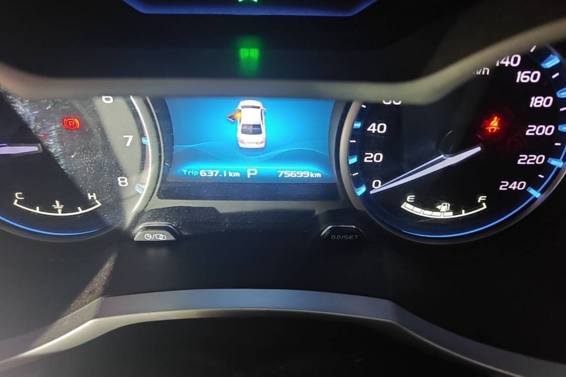 GEELY Emgrand 2017 car image #25