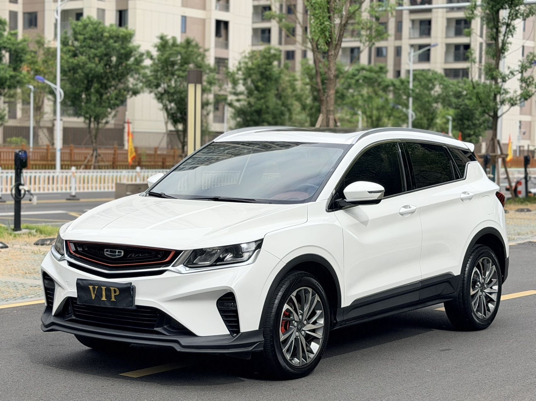 GEELY Coolray 2019 GEELY Coolray 2019 car image