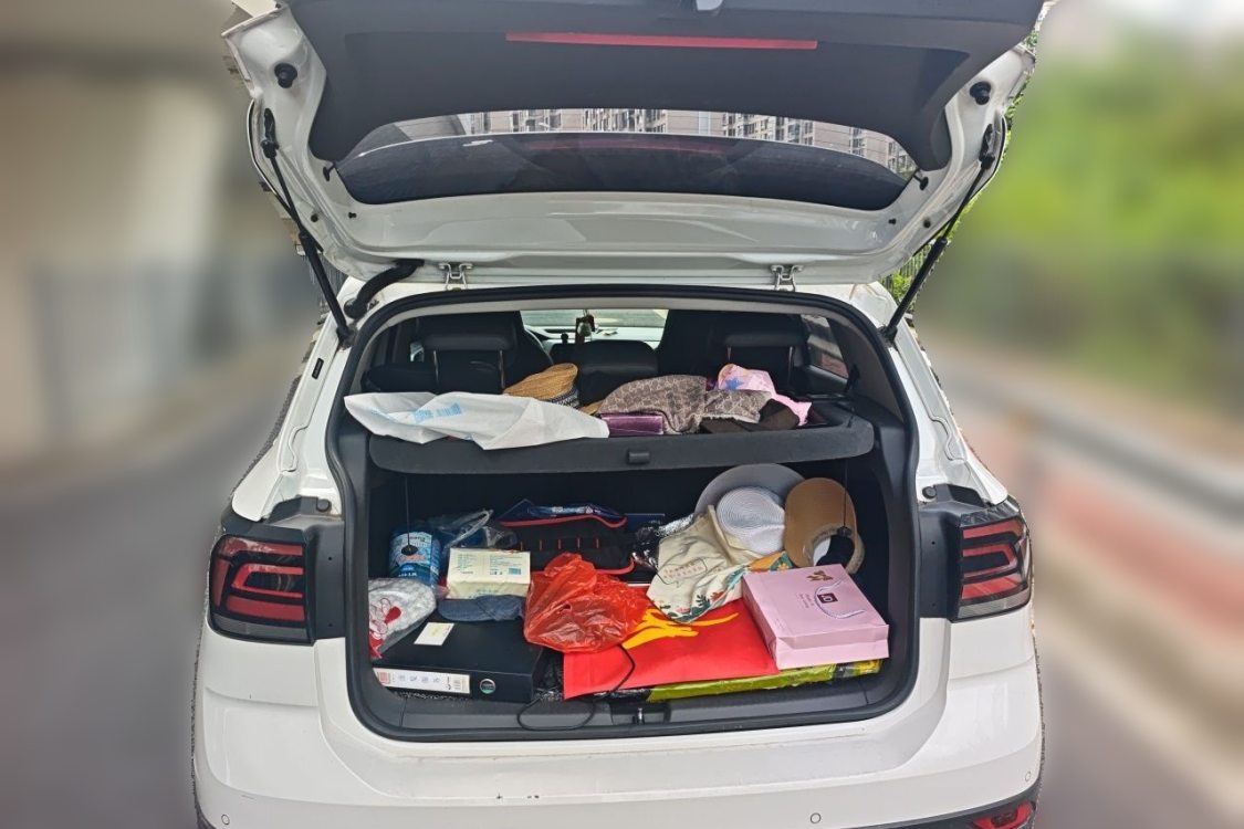 Volkswagen T-Cross 2019 car image #8