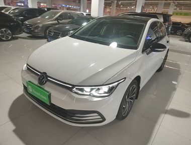 Volkswagen Golf 2023 car image 