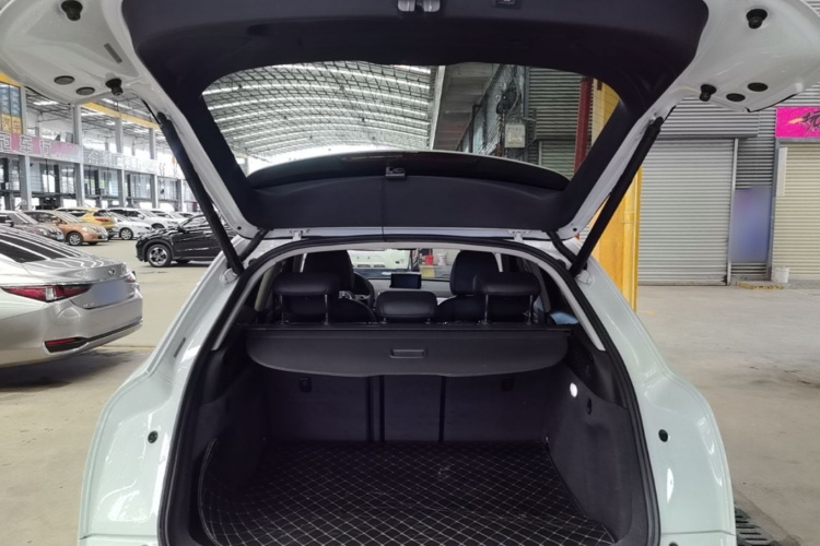 Audi Q3 2019 #19 Audi Q3 2019 car image #19