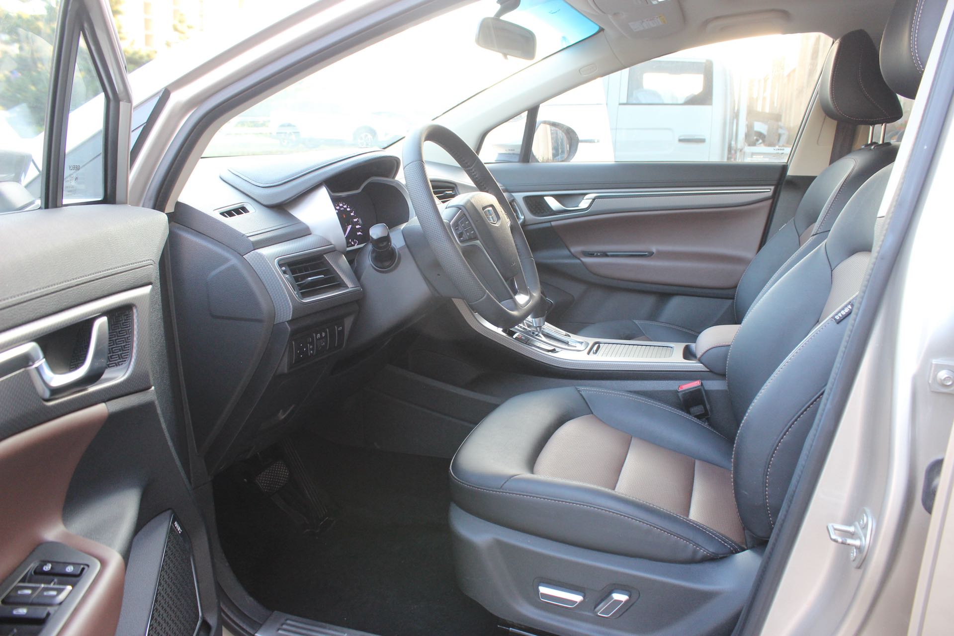 GEELY Emgrand GS 2016 car image #7