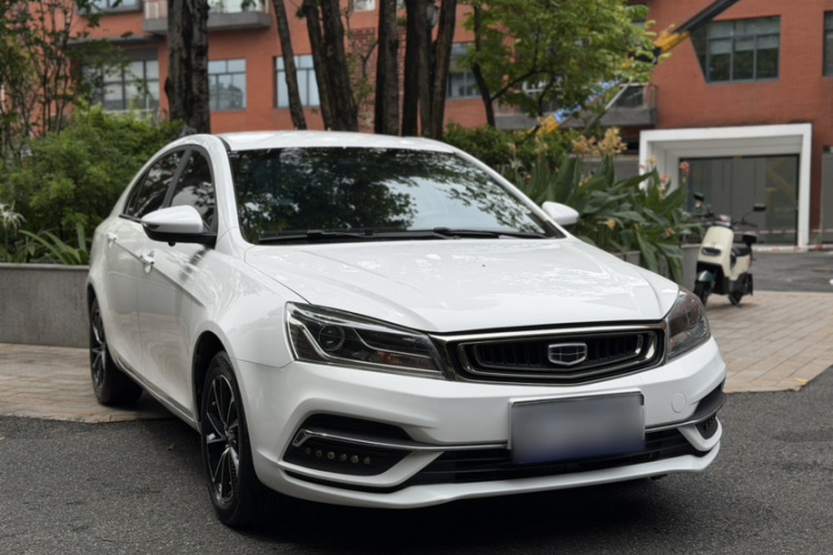 GEELY Emgrand 2019 #5 GEELY Emgrand 2019 car image #5