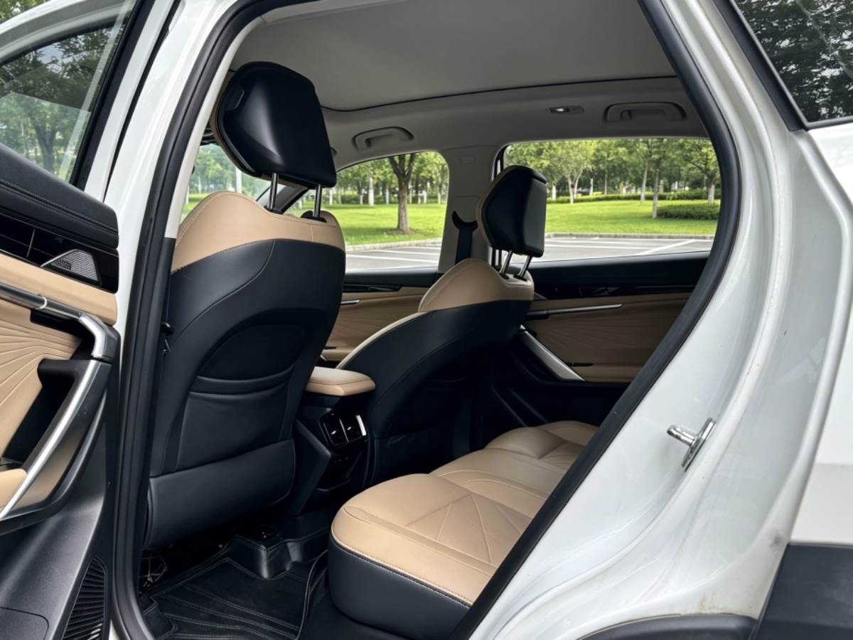 GEELY Boyue L 2023 #4 GEELY Boyue L 2023 car image #4