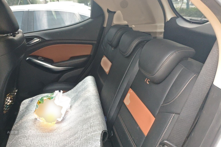 BYD Yuan 2016 #19 BYD Yuan 2016 car image #19