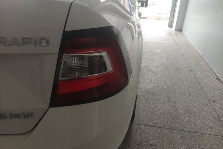 Skoda Rapid 2019 #8 Skoda Rapid 2019 image de voiture #8