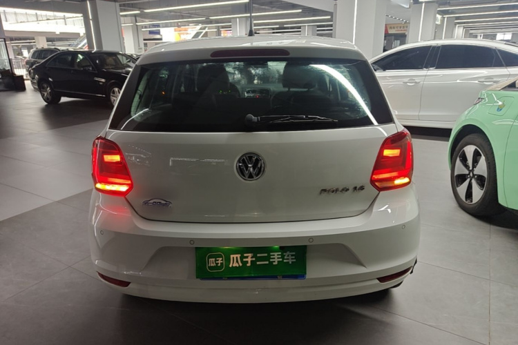 Volkswagen Polo 2014 #6 Volkswagen Polo 2014 car image #6