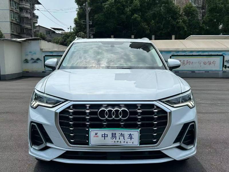Audi Q3 2019 #2 Audi Q3 2019 car image #2