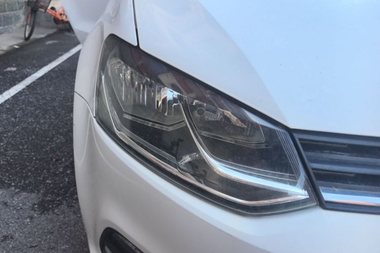 Volkswagen Polo 2015 #8 Volkswagen Polo 2015 car image #8