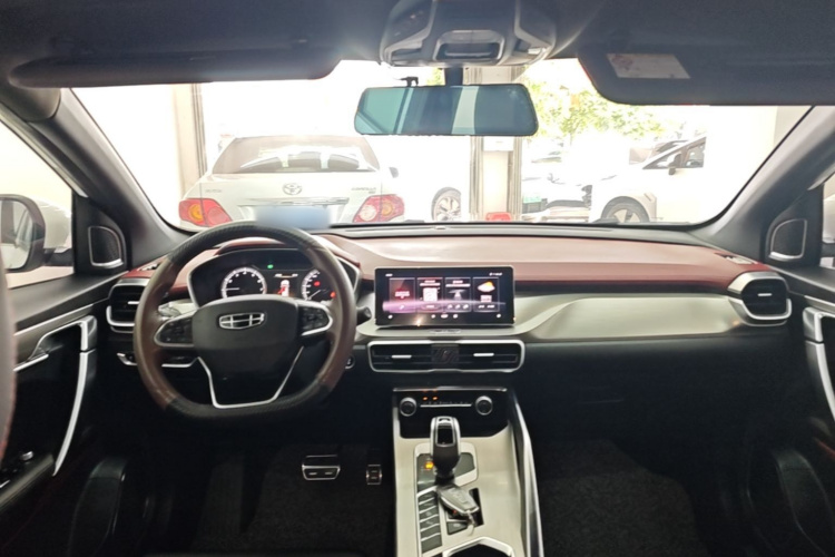 GEELY Coolray 2020 #10 GEELY Coolray 2020 car image #10