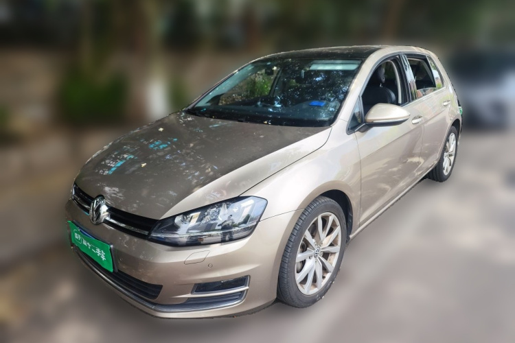 Volkswagen Golf 2015 car image #2