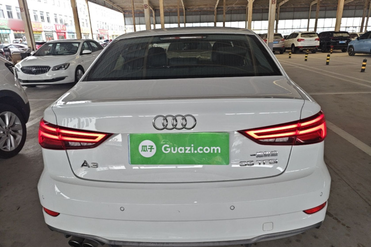 Audi A3 2017 car image #6