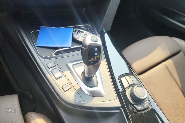 BMW 3 Series 2018 #16 BMW 3 Series 2018 car image #16