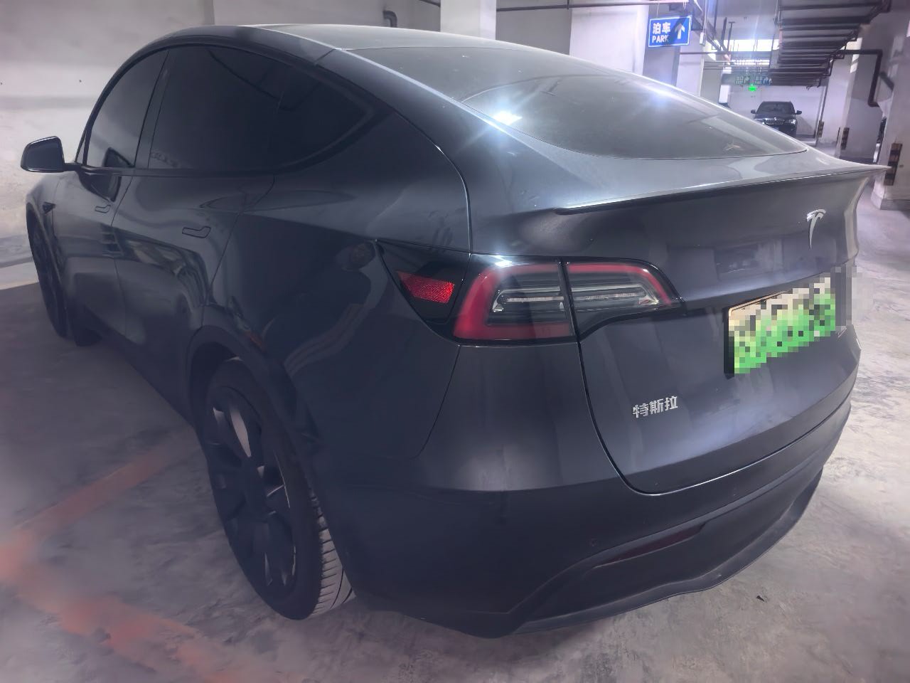 Tesla Model Y 2023 #3 Tesla Model Y 2023 car image #3