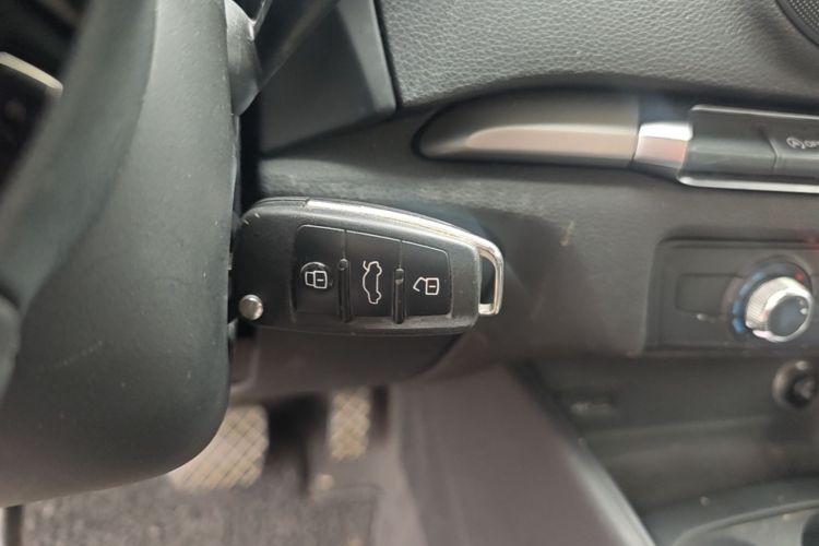Audi A3 2019 #9 Audi A3 2019 car image #9