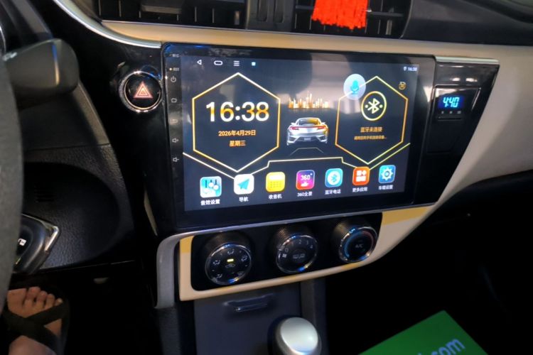 Toyota Corolla 2018 #26 Toyota Corolla 2018 car image #26