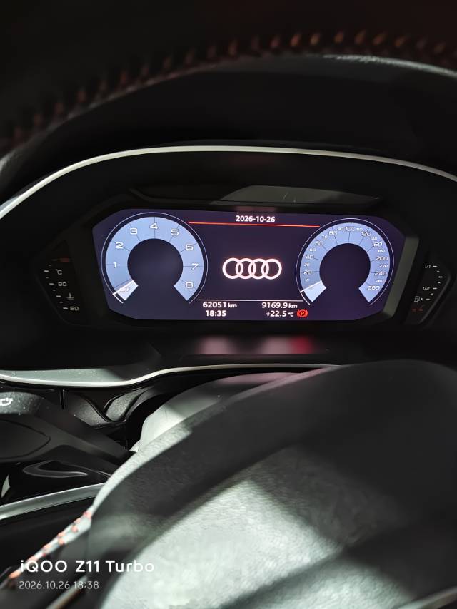 Audi Q3 2019 #7 Audi Q3 2019 изображение автомобиля #7