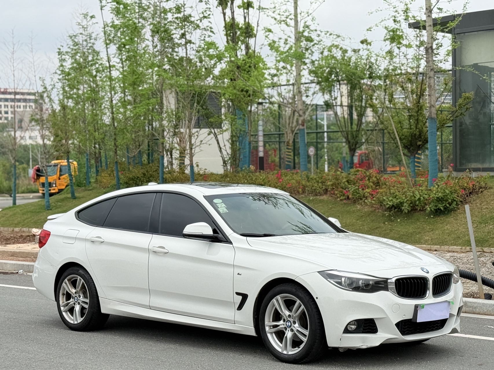 BMW 3 Series GT 2018 #5 BMW 3 Series GT 2018 изображение автомобиля #5