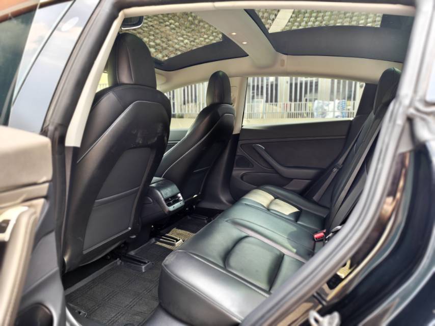 Tesla Model 3 (Imported) 2019 car image #4