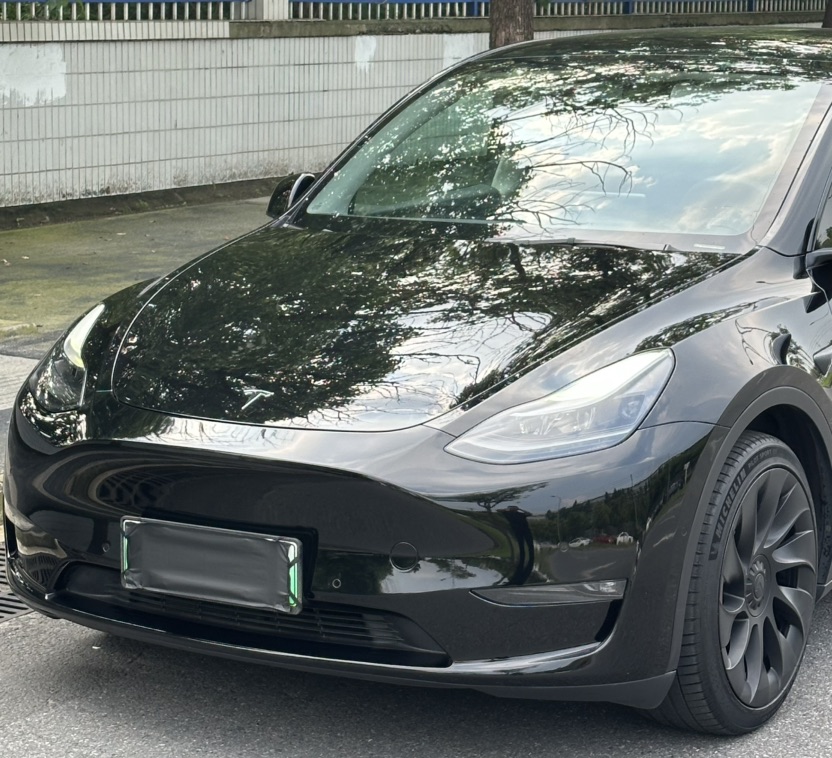 Tesla Model Y 2021 #2 Tesla Model Y 2021 car image #2