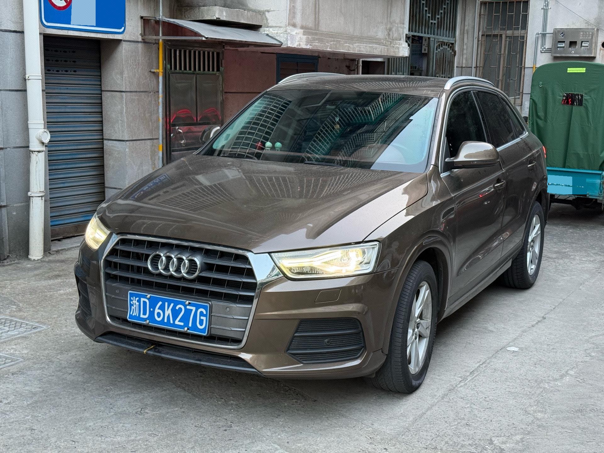 2016 2016 immagine di auto