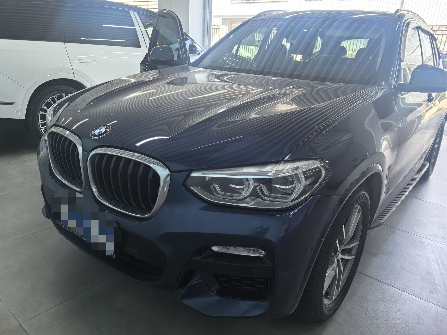 BMW X3 2018 car image 