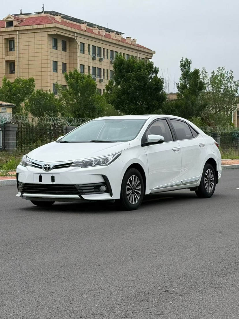 Toyota Corolla 2018 #3 Toyota Corolla 2018 car image #3