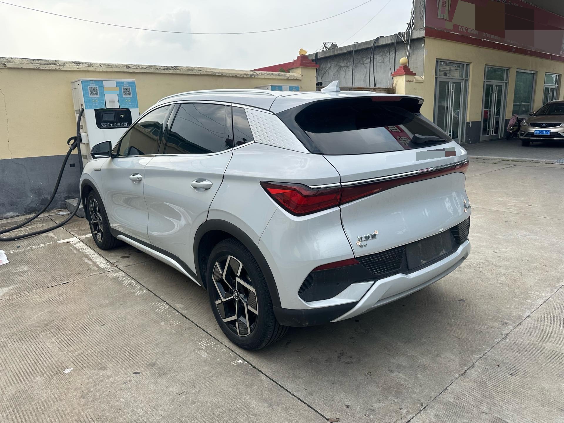 BYD Yuan Plus 2024 immagine di auto #3
