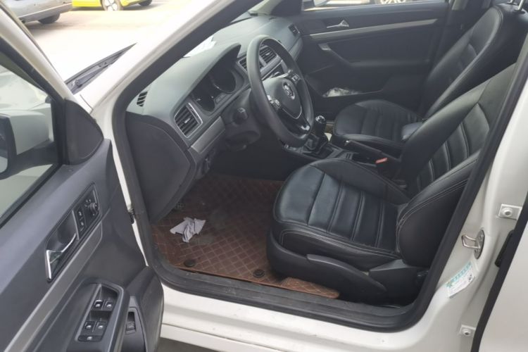 Volkswagen Lavida 2018 car image #16