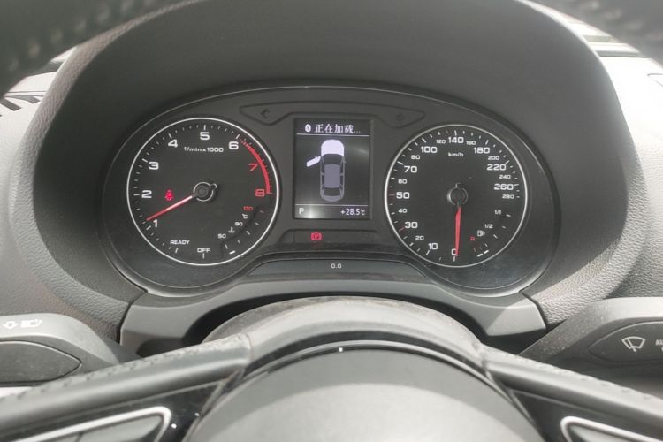 Audi A3 2018 صورة سيارة #13