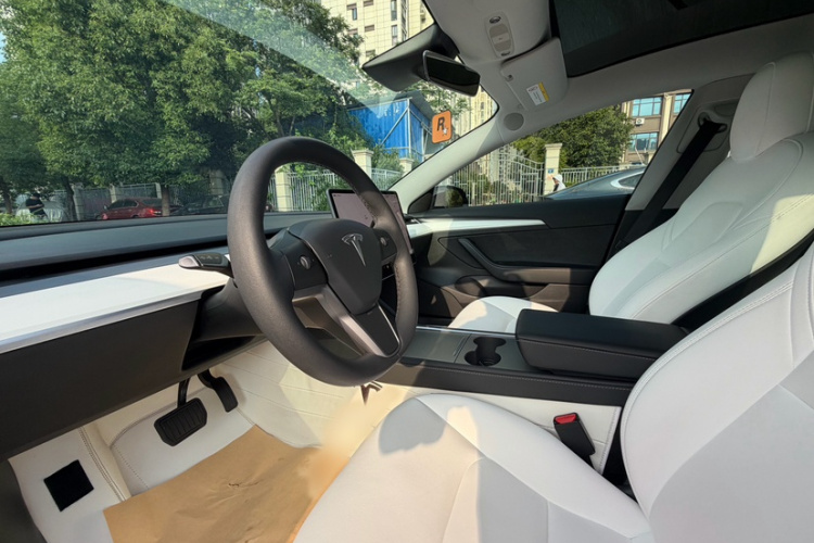 Tesla Model 3 2023 #21 Tesla Model 3 2023 car image #21