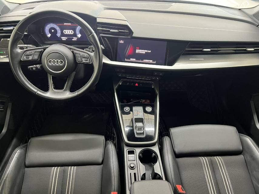 Audi A3 2023 immagine di auto #15