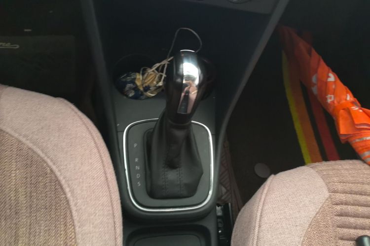 Volkswagen Polo 2017 #14 Volkswagen Polo 2017 car image #14