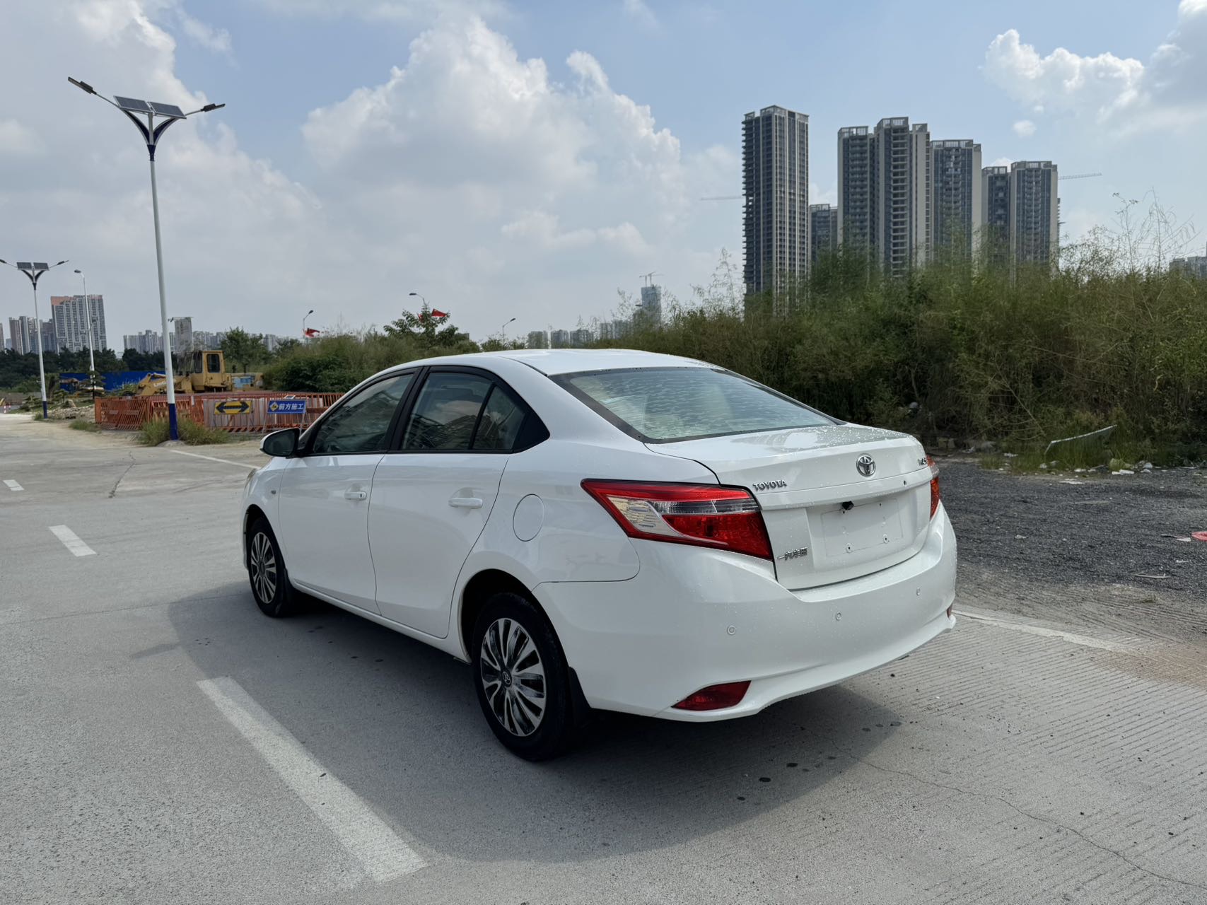 Toyota Vios 2015 #5 Toyota Vios 2015 car image #5