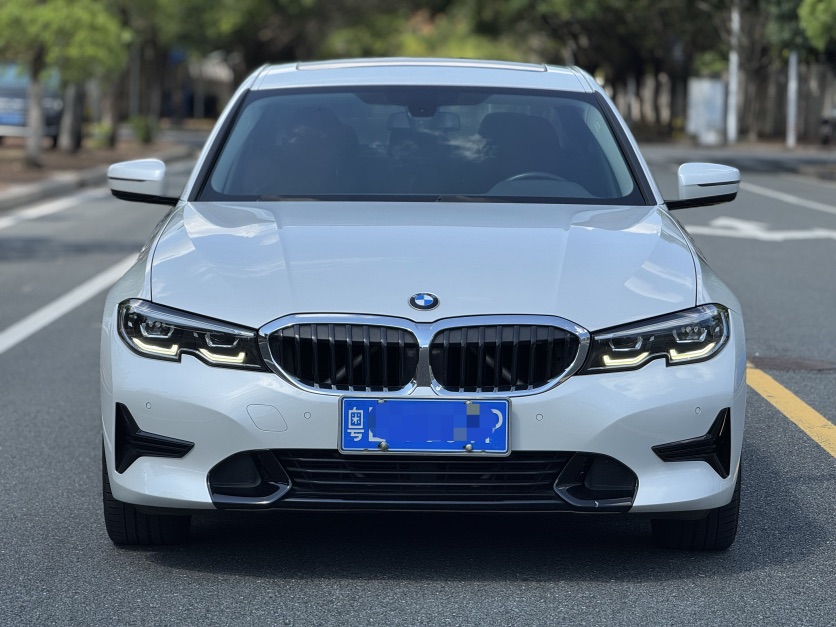 BMW 3 Series 2020 #2 BMW 3 Series 2020 car image #2
