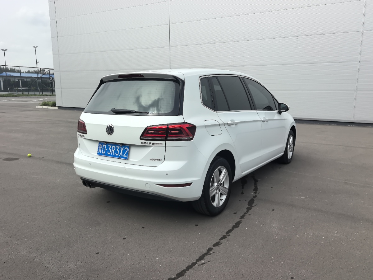 Volkswagen Golf Sportsvan 2018 #4 Volkswagen Golf Sportsvan 2018 car image #4