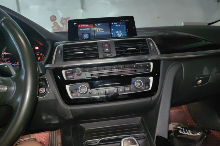 BMW 3 Series 2018 #13 BMW 3 Series 2018 car image #13