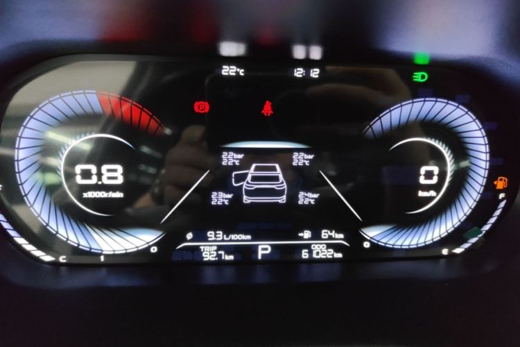 GEELY Emgrand 2022 #12 GEELY Emgrand 2022 car image #12