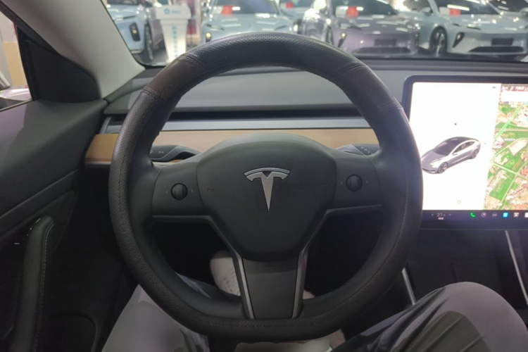 Tesla Model 3 2020 #11 Tesla Model 3 2020 car image #11