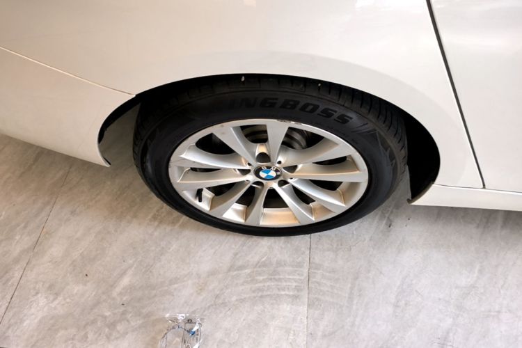 BMW 3 Series GT 2016 #4 BMW 3 Series GT 2016 car image #4