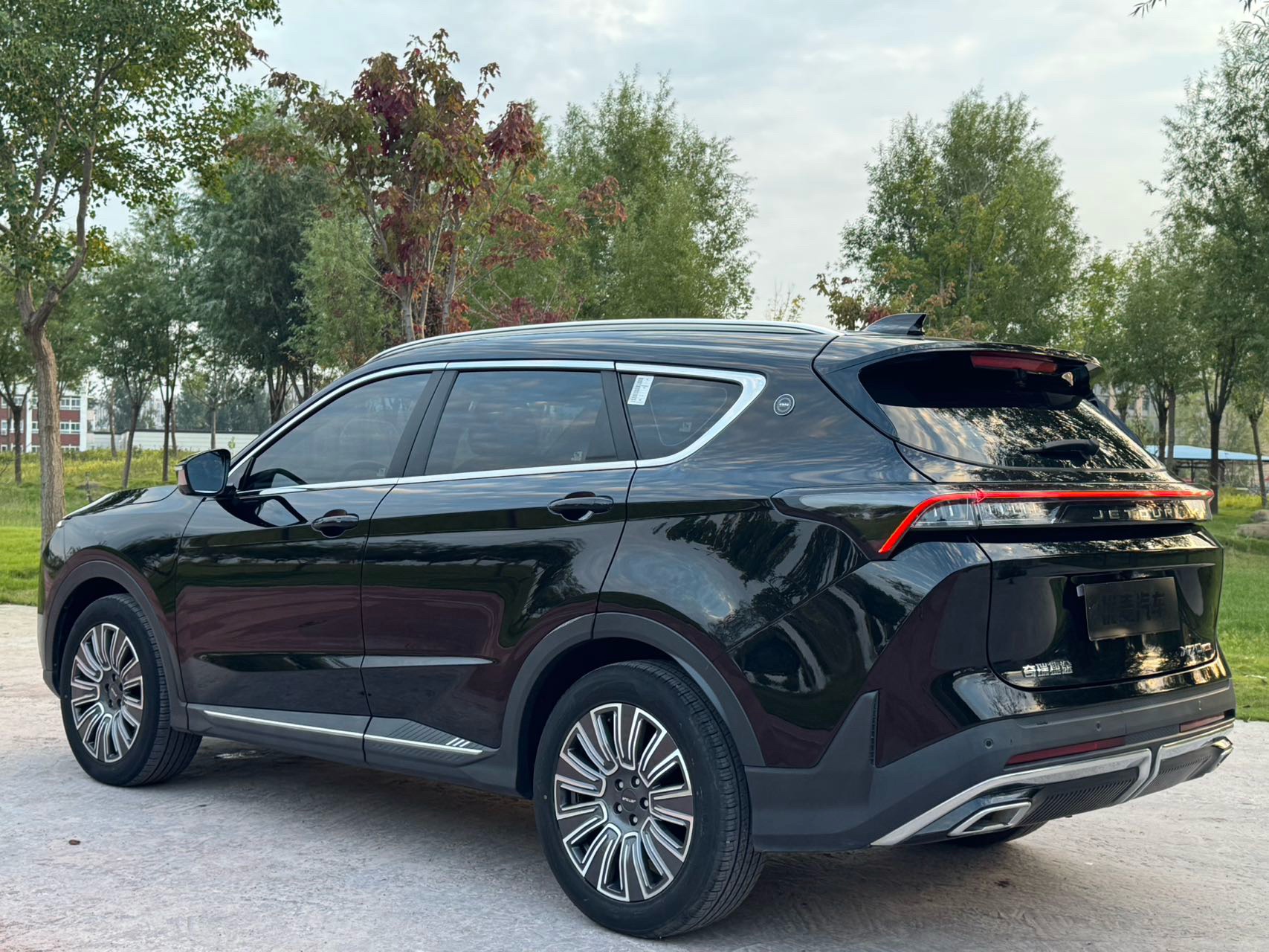 Jetour X70 PLUS 2024 #6 Jetour X70 PLUS 2024 изображение автомобиля #6