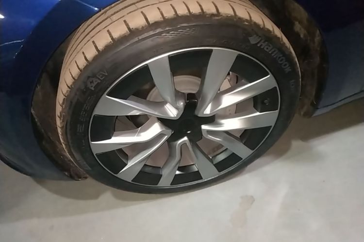 Tesla Model 3 2025 #4 Tesla Model 3 2025 car image #4