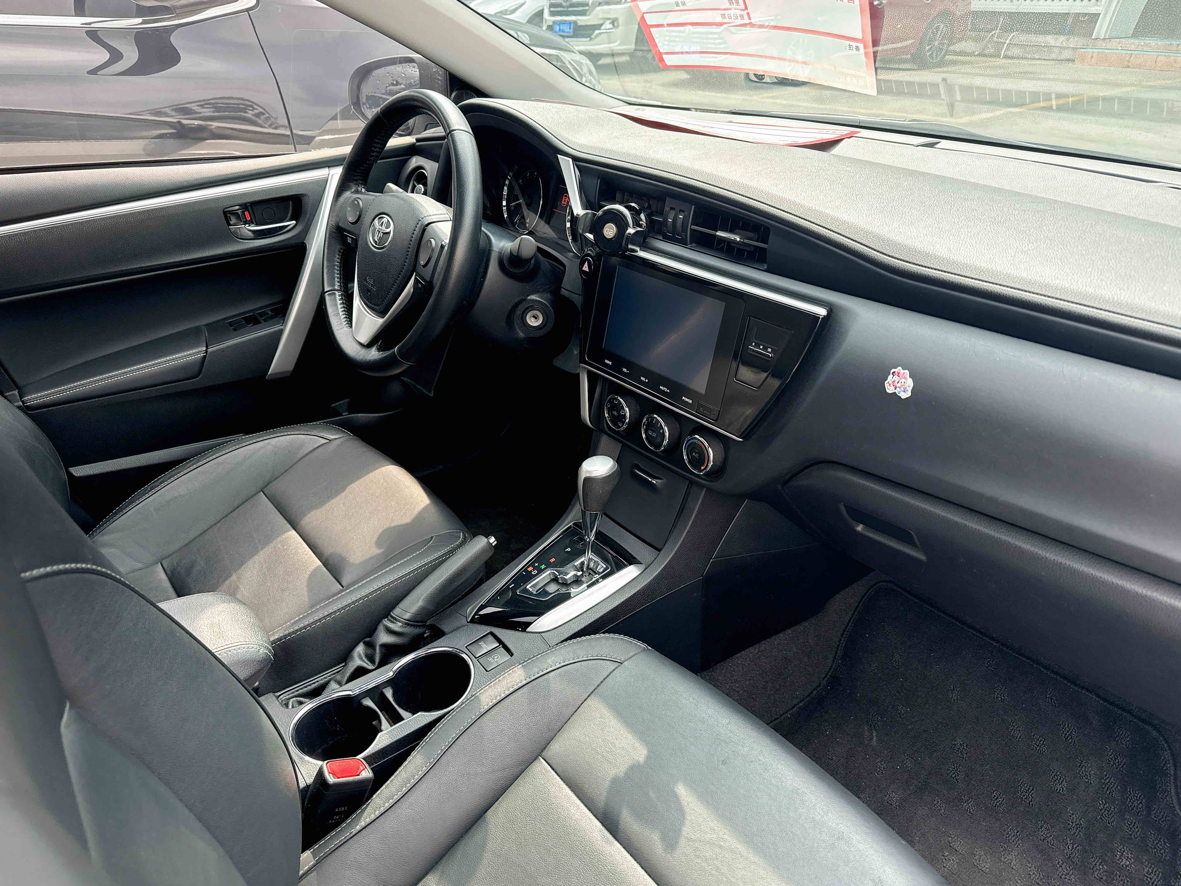 Toyota Corolla 2018 #9 Toyota Corolla 2018 car image #9