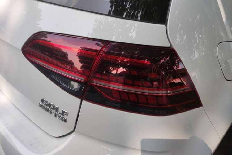 Volkswagen Golf 2019 #8 Volkswagen Golf 2019 car image #8