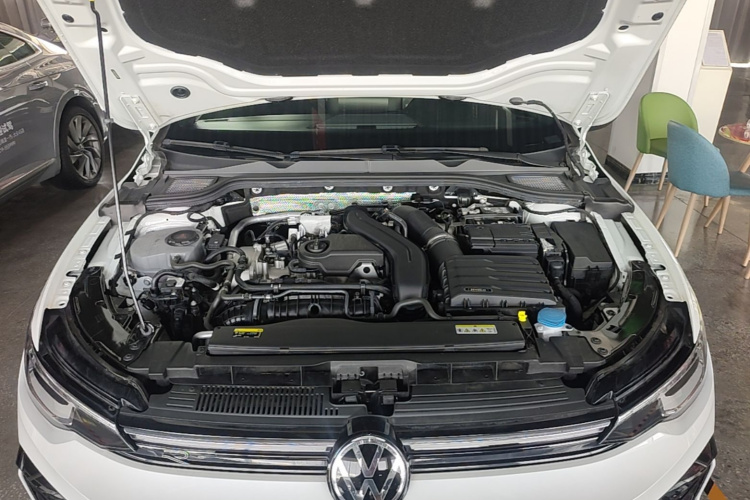 Volkswagen Golf 2026 #20 Volkswagen Golf 2026 car image #20