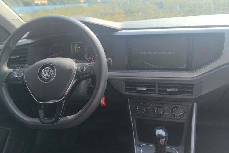 Volkswagen Polo 2020 car image #10